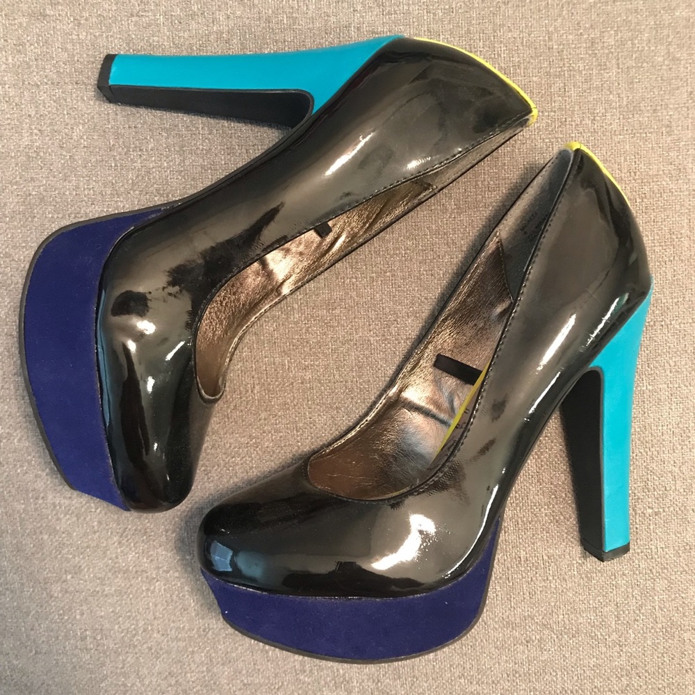 Material Girl - Black Color-Block Platform Heels